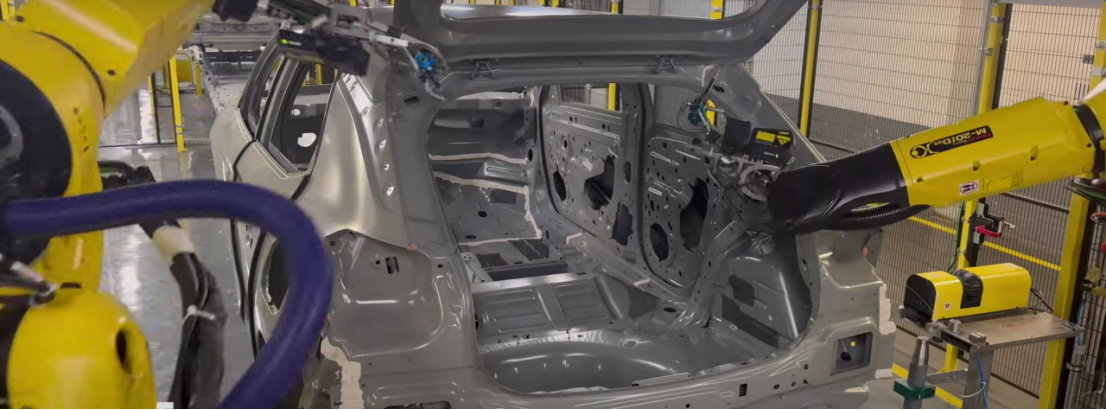 意大利汽车产量下降，员工和工会举行示威活动以示抗议